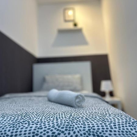 Traveller Partition Room In Al Barsha 1 Near Metro 迪拜 外观 照片