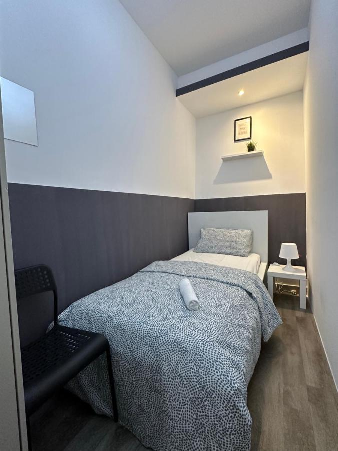 Traveller Partition Room In Al Barsha 1 Near Metro 迪拜 外观 照片