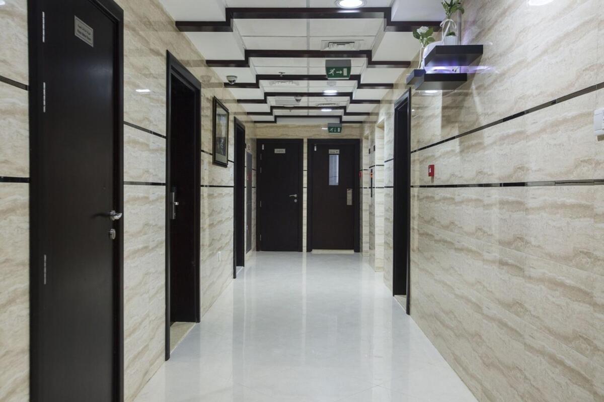 Traveller Partition Room In Al Barsha 1 Near Metro 迪拜 外观 照片